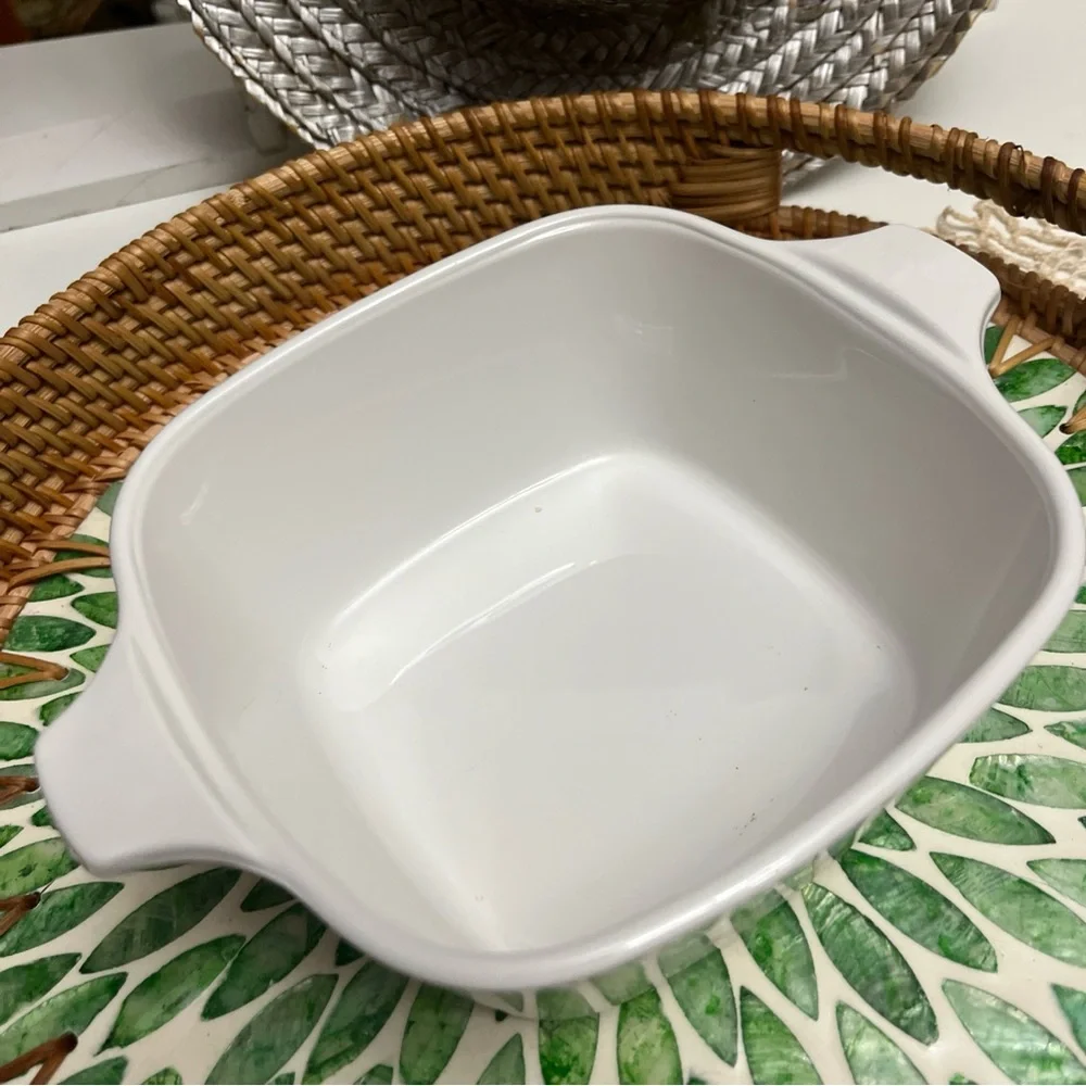 VTG CorningWare‎ White Casserole Dish with Floral Design